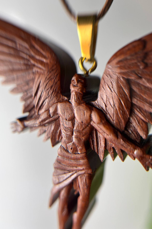 گردنبند چوبی پسر فرشته ای