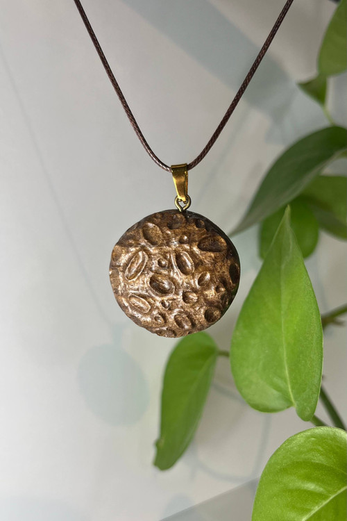 گردنبند دست ساز ماه چوبی