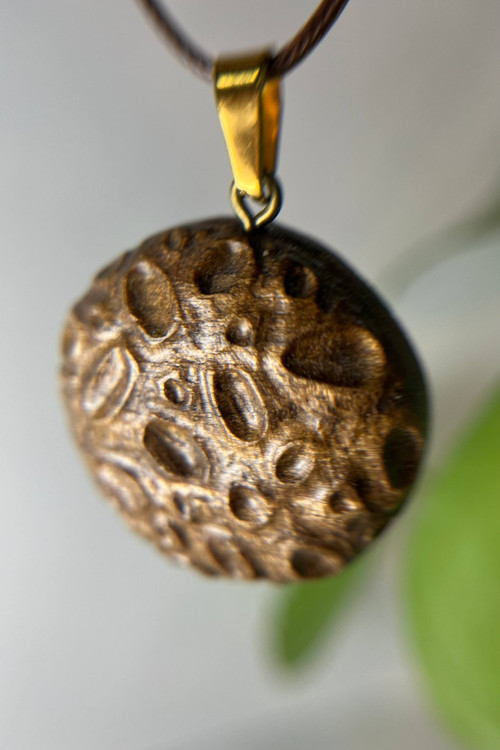 گردنبند دست ساز ماه چوبی