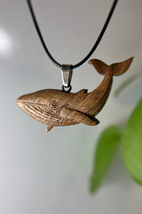 گردنبند چوبی نهنگ52هرتز