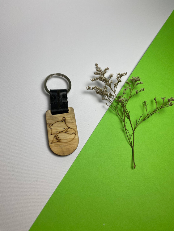 جاسوئیچی دستساز با چرم طبیعی و چوب افرا و ون، مجهز به حلقه ضدزنگ