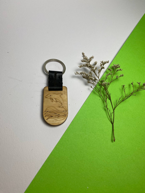 جاسوئیچی دستساز با چرم طبیعی و چوب افرا و ون، مجهز به حلقه ضدزنگ