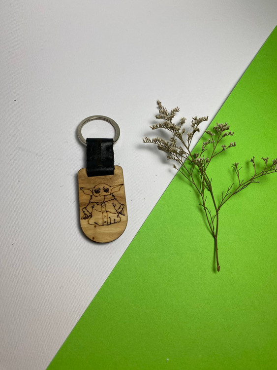 جاسوئیچی دستساز با چرم طبیعی و چوب افرا و ون، مجهز به حلقه ضدزنگ