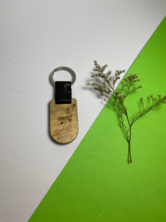 جاسوئیچی دستساز با چرم طبیعی و چوب افرا و ون، مجهز به حلقه ضدزنگ