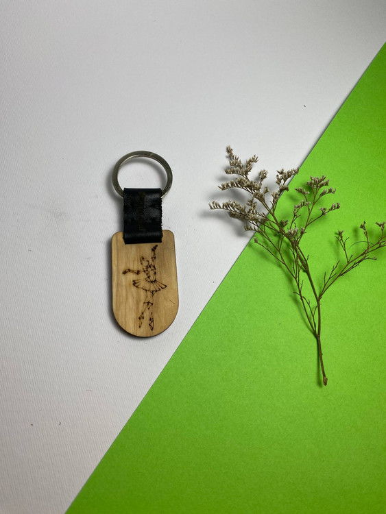 جاسوئیچی دستساز با چرم طبیعی و چوب افرا و ون، مجهز به حلقه ضدزنگ