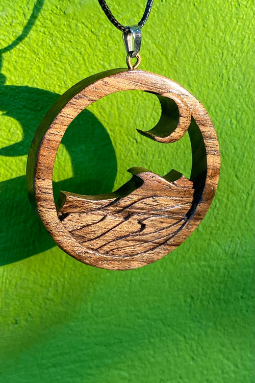 گردنبند ماه و دریا/ملورینا