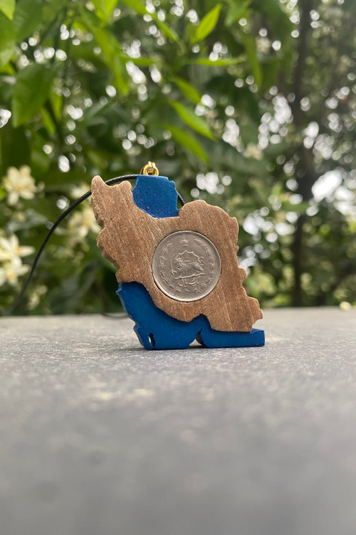 گردنبند ایران با طرح سکه شاهنشاهی سکه یک ریالی